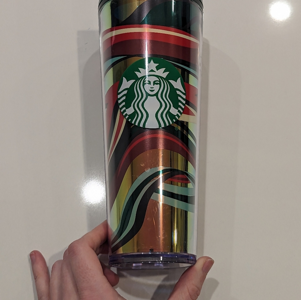 Starbucks 2021 Winter Holiday Swirl Tumbler Cup 24 Oz Red Straw